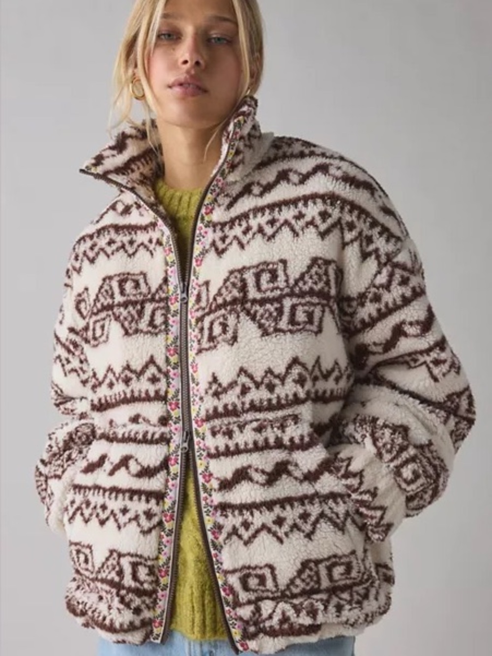 NWOT Urban Outfitters BDG Mae Printed Piled Fleece Zip-Up Jacket Size Small